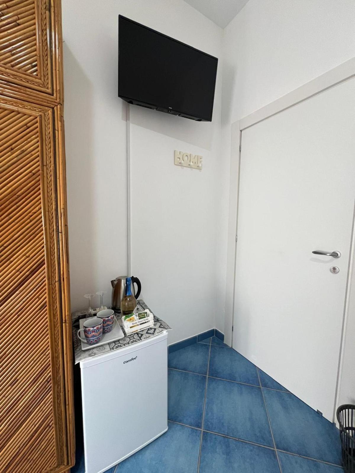 Casa Vacanza Imparo B&B איסקיה מראה חיצוני תמונה
